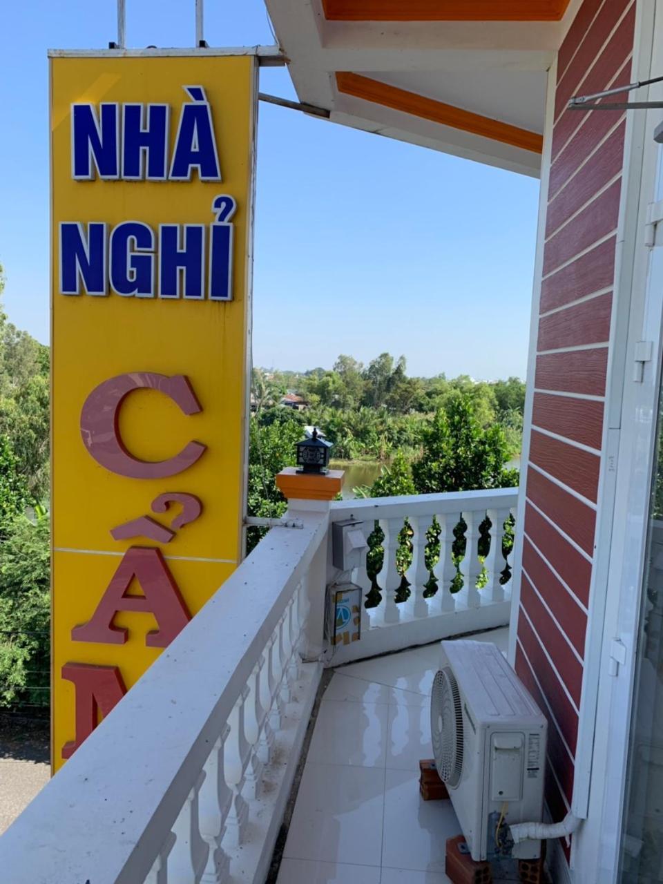 Nha Nghi Cam Nang Hotel Chau Doc Exterior foto
